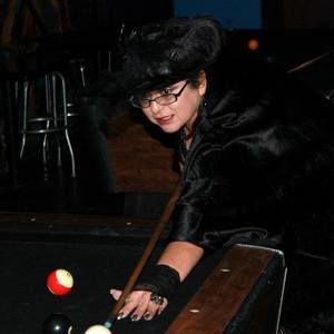 Meet your Posher, Ramona